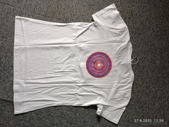 Dvě trika L-XL - 2