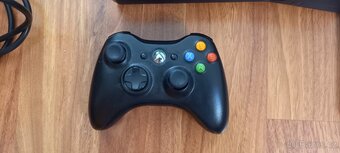 Prodám XBOX 360 s 250GB - 2