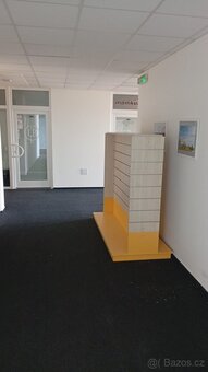 Vybavení prodejny - 2