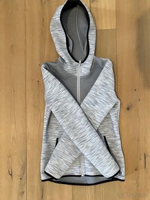 Decathlon - dětská sportovní bunda, vel. 123-130 - 2