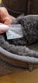Ugg - 2