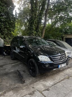 Prodám Mercedes ML 320 CDI W164, rok 2006. Klepá motor - 2
