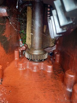 Zetor 4011 převodovka - 2