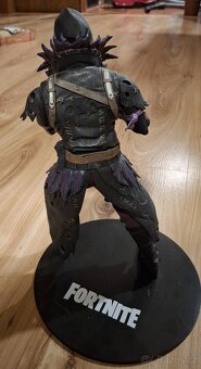 McFarlane Toys - Fortnite Raven - Premium Figure 28 cm - 2