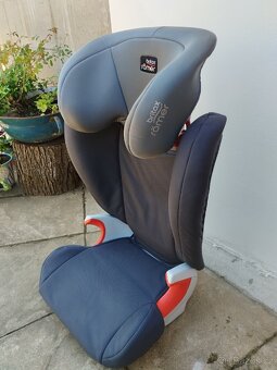 Prodám dětskou autosedačku Britax Römer Kid II (15–36 kg) - 2