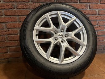 Sada kol originál VOLVO XC60 235/60 R18 - 2
