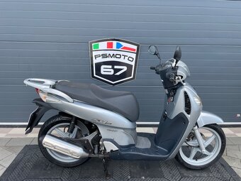 Honda Sh 125i rok 2006 pouze 13895 po 1 majitel - 2