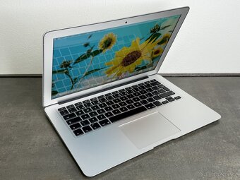MacBook Air 13'' 2014 / i5 / 4GB / 128GB SSD - DPH - 2
