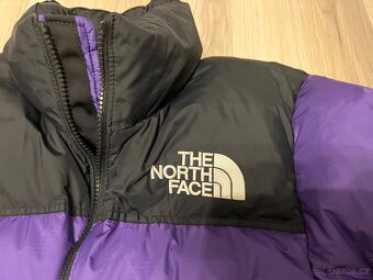 The North Face 1996 Retro Nuptse Fialová XS Ženy - 2