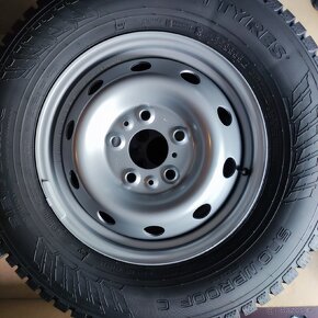 Nová komplet zimní kola dodávka 16" 215/75 R16C - 2