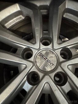 Kompletní sada zimních kol Goodyear 225/60 R17+ Disky + TPMS - 2