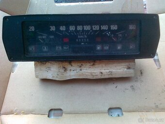 Přístrojové desky na Škoda 105l, 120l, 125l - 2