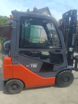 Prodám vysokozdvižný vozík Toyota - 2