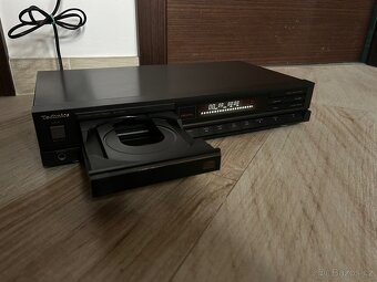 CD přehrávač Technics SL-P200 - 2