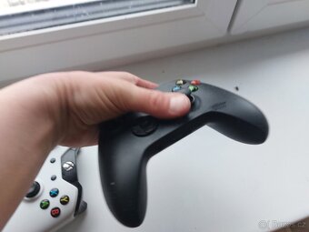xbox ovladač - 2