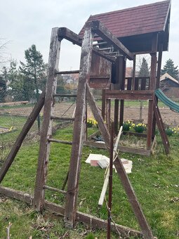 Zahradní domeček, domeček pro děti, skluzavka - 2