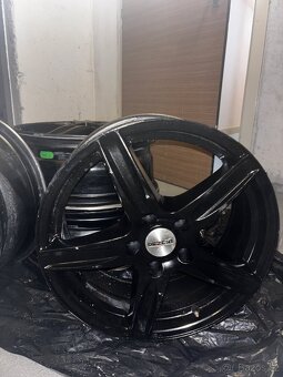 Alu Kola Dezent 5x112 17” - 2