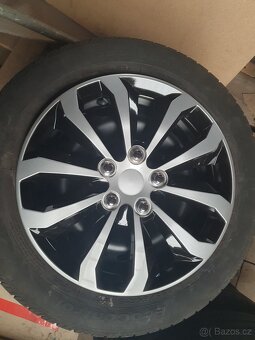 Prodám kompletní kola z Renault megane 3 - 2