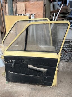 Dveře Škoda 105 rok 1977 - 2