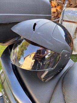 Helma na motorku skútr vel.L - 2