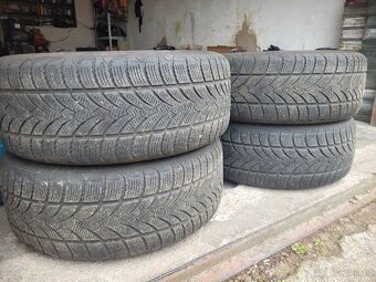 Kola s gumy 225/50 R17 - 2