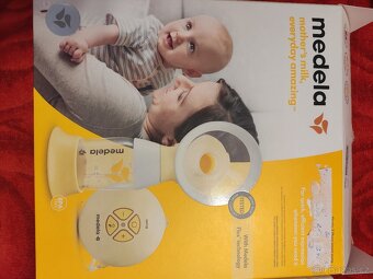 Odsávačka mateřského mléka Medela+příslušenství - 2