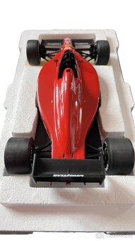 Ferrari 641/2 #2 Nigel Mansell 1:18 Exoto (GPC97100) - 2