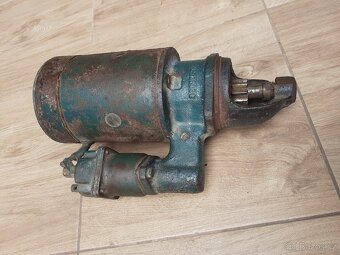 Prodám starter Tatra 603 funkční - 2