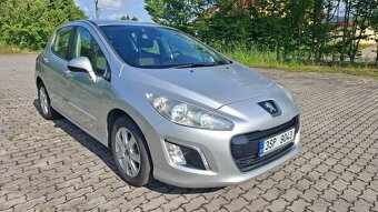 Peugeot 308 1.6 e-HDI (2012) - 2