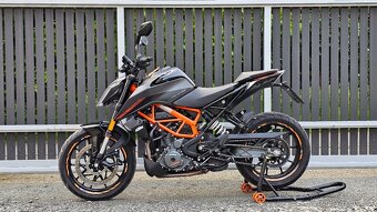 KTM Duke 390, 2023 - 2