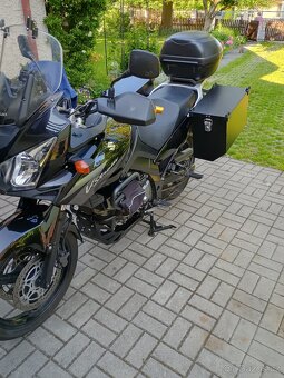Suzuki DL 650 v-strom - 2