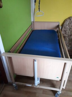 Zdravotní polohovací postel - 2