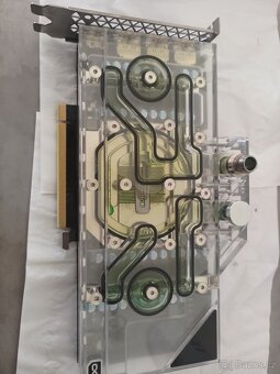 nvidia RTX 3090 24GB Inno3D vodní blok - 2