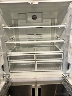 Americká lednice BEKO - 2