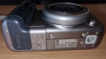 Canon PowerShot A710IS - 2