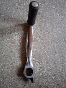 Jawa kyvacka panelka naslapovaci paka - 2