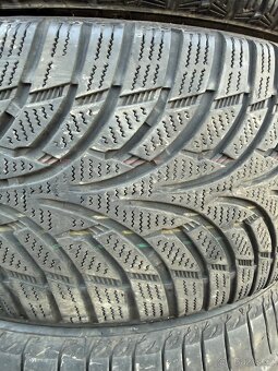 2x zimní pneu r16 215/45/16 - 2