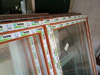 Plastové okno hnědá/bílá 207x145 cm - 2