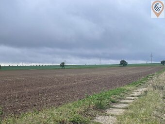 Prodej orné půdy o rozloze 51 051m2 - 2