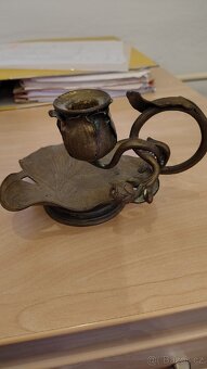 Hmoždíř, svícny mosazné. - 2