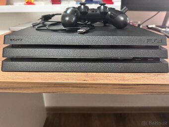 PlayStation 4 Pro - 2