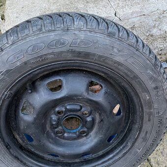 4 kola - celoroční - 2