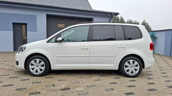 Volkswagen Touran II 1,6 TDI - 77kw. Comfortline - ZACHOVALÝ - 2
