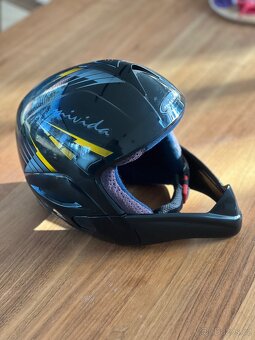 Lyžařská helma vel.58 - 2