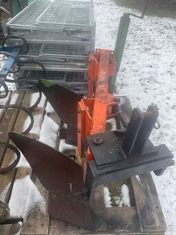 Prodám pluh dvoják Osratický - 2