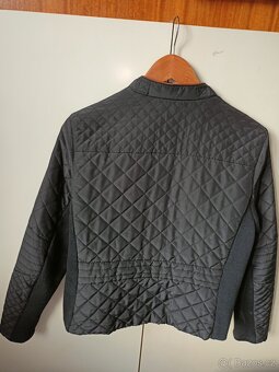 DÁMSKÁ PŘECHODOVÁ BUNDA RESERVED vel.44/46 - 2