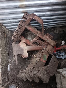 Prodám nakladač UNHZ 500 - 2