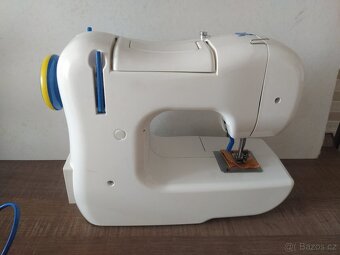 Šicí stroj z IKEA - 2