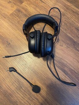 Prodám HyperX Cloud II drátová sluchátka – Výborný stav - 2