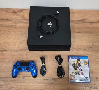 PlayStation 4 PRO 1 TB +1.ovladač +1.hra - 2
